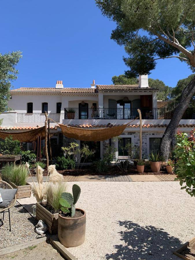 Chambre d’hôte pour 2 personnes, avec jardin à Saint-Raphaël
