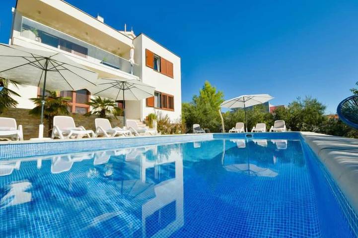 Ferienwohnung für 6 Personen, mit Pool - 1