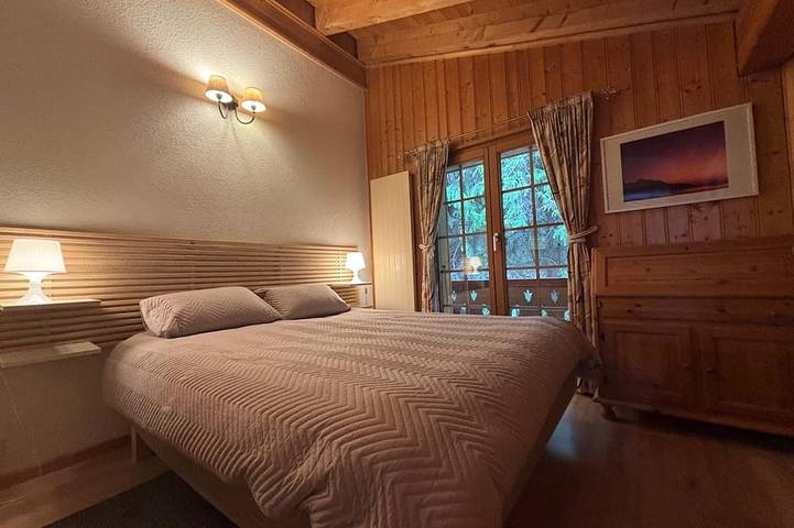 Appartement entier, Charmant loft, à 40m de l’arrêt de bus, WiFi gratuit, vue imprenable in Chesières, Ollon (Villars-sur-Ollon)