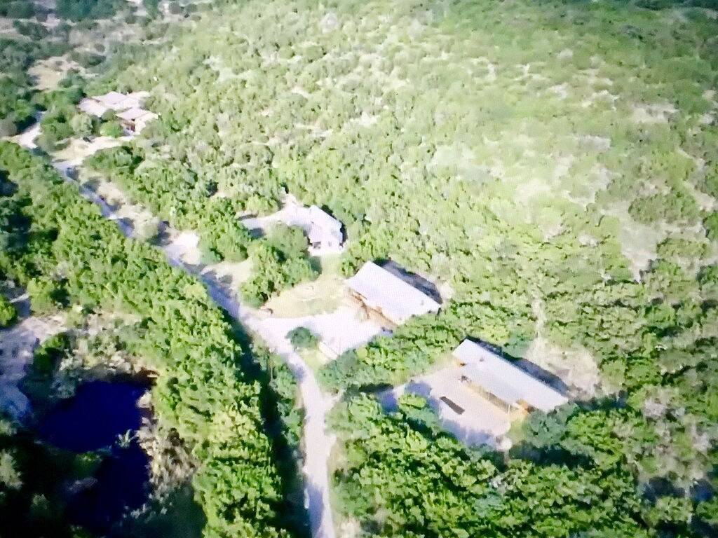 Superb Luxury Lodge - Blick auf die Berge und das Tal, privat, im Herzen von Concan in Concan, Uvalde County