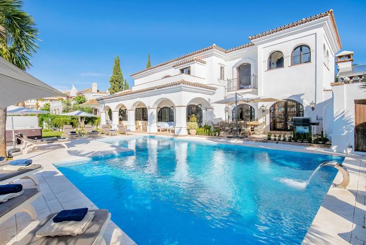 Finca für 12 Personen, mit Ausblick und Garten sowie Terrasse in Marbella - 3