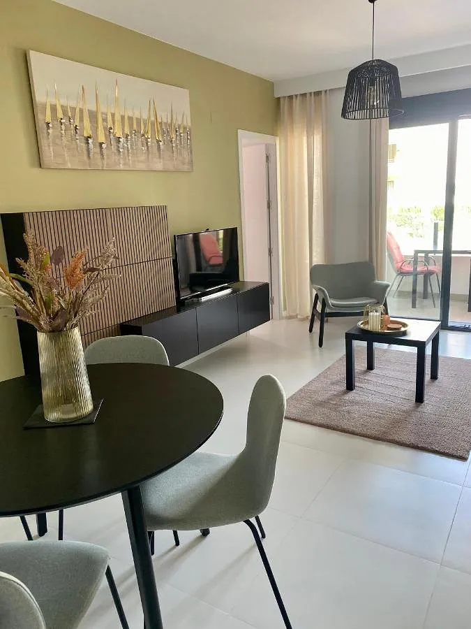 Holiday apartment for 4 people, with view and pool as well as terrace - 1