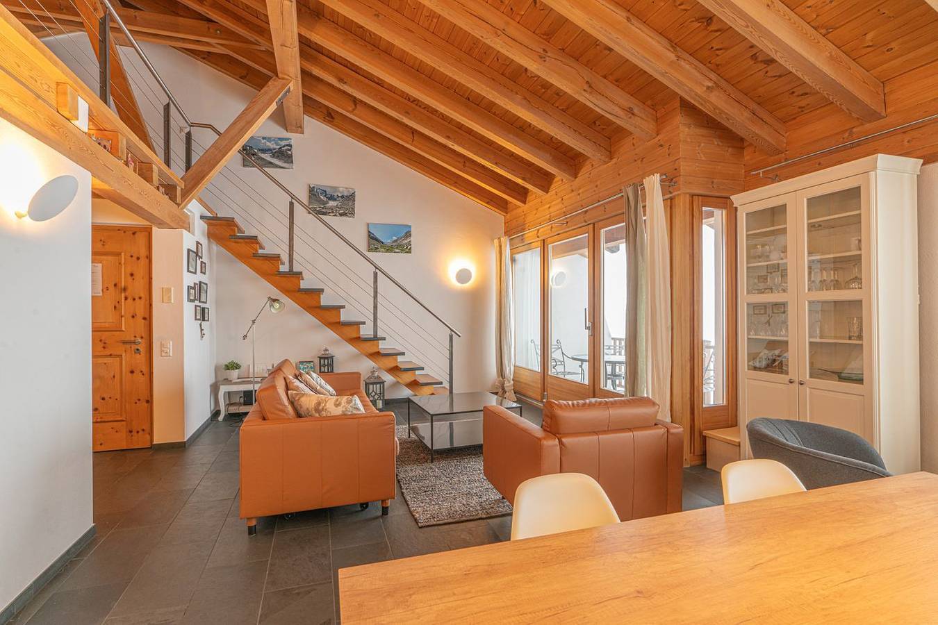 Ganze Wohnung, Chesa Mira Margna – Helle Dachwohnung mit Blick auf den Piz Margna in Bregaglia, Bernina-Alpen