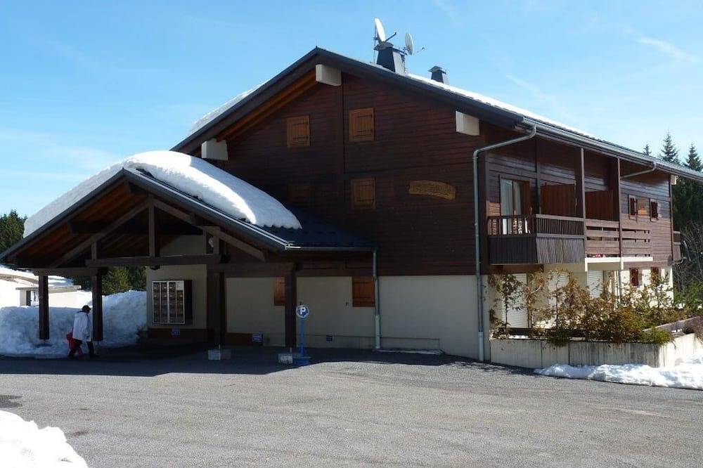 Appartement entier, Appartement 1 🌟 au pied des pistes  - 4/6 personnes in Taninges, Région de Bonneville
