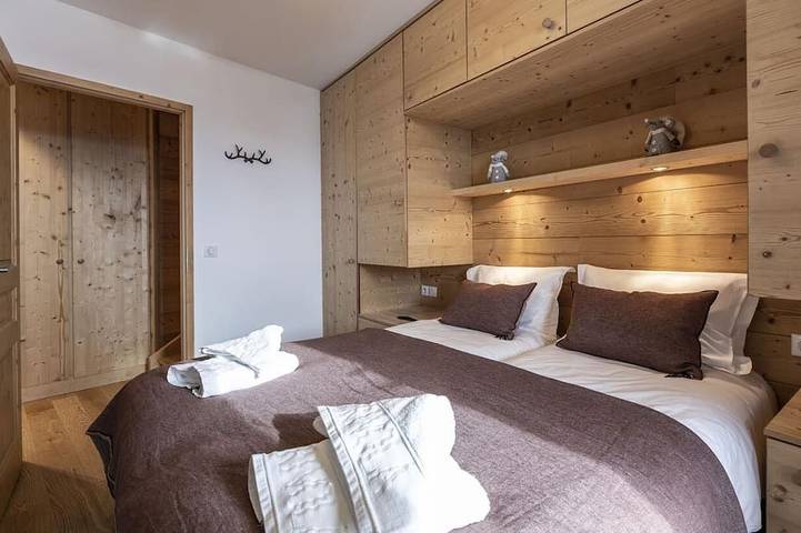 Ganze Wohnung, Triplex 100m², Full-Service 4 *, 3 Schlafzimmer, 2 Bäder / Tag, 3 Südbalkone und 2 Parkplätze in La Rosière, Montvalezan