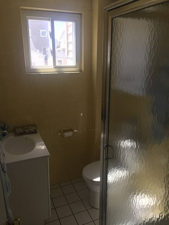 New Deco4Br Lavallette Haus, Schlafmöglichkeiten für 8, Os Shwr, A / C September / Herbst / Winterverfügbarkeit! in Toms River, Ocean County