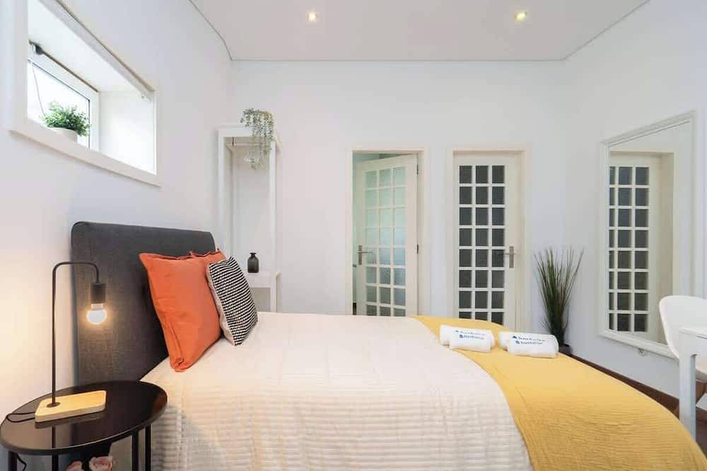 Ganze Wohnung, Cosy Modern Apartment by Host Wise in Santo Ildefonso, Porto