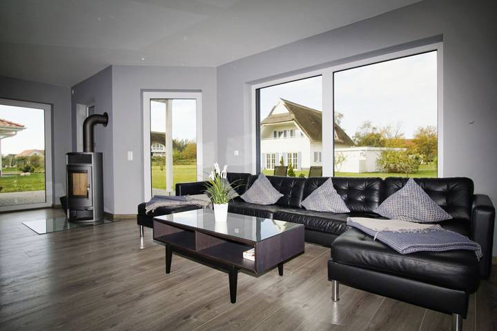 Haus in idyllischer Lage mit Sauna, Terrasse und Garten - Villa Mondlicht in Vaschvitz, Trent