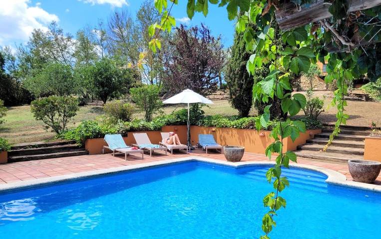 Casa rural para 12 personas, con piscina además de vistas y jardín en Cruilles - 2