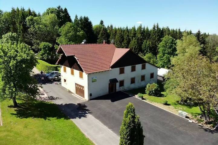 Appartement de vacances pour 6 personnes, avec jardin, animaux acceptés