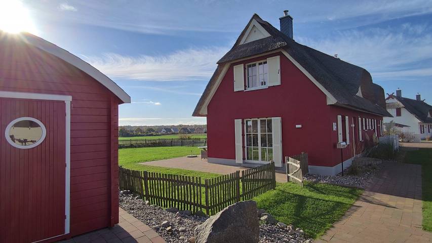 Ferienhaus für 4 Personen, mit Ausblick und Garten sowie Sauna und Terrasse in Wismarer Bucht - 2