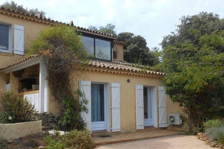 Villa pour 6 personnes, avec jardin et terrasse à La Croix-Valmer