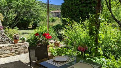 Gîte pour 2 personnes, avec jardin dans Occitanie