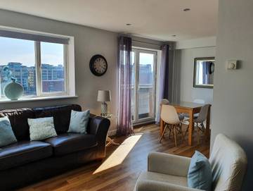 Vacation Rental for 4 Guests in Newcastle upon Tyne, North East England, Picture 1