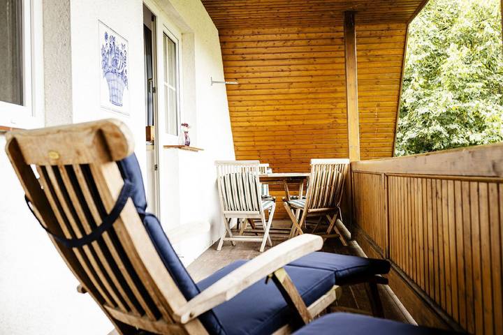 Ferienwohnung für 7 Personen, mit Balkon und Garten in Zirkow - 3
