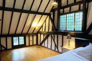 Glamping for 7 People in Dormansland, Surrey, Photo 2