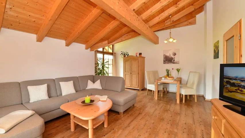 Ferienwohnung für 3 Personen, mit Balkon in Obermaiselstein