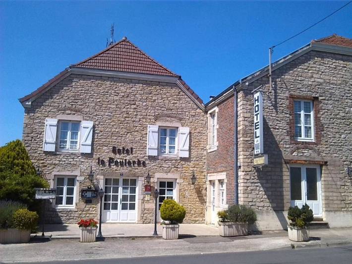 Hôtel pour 4 personnes, avec terrasse, animaux acceptés