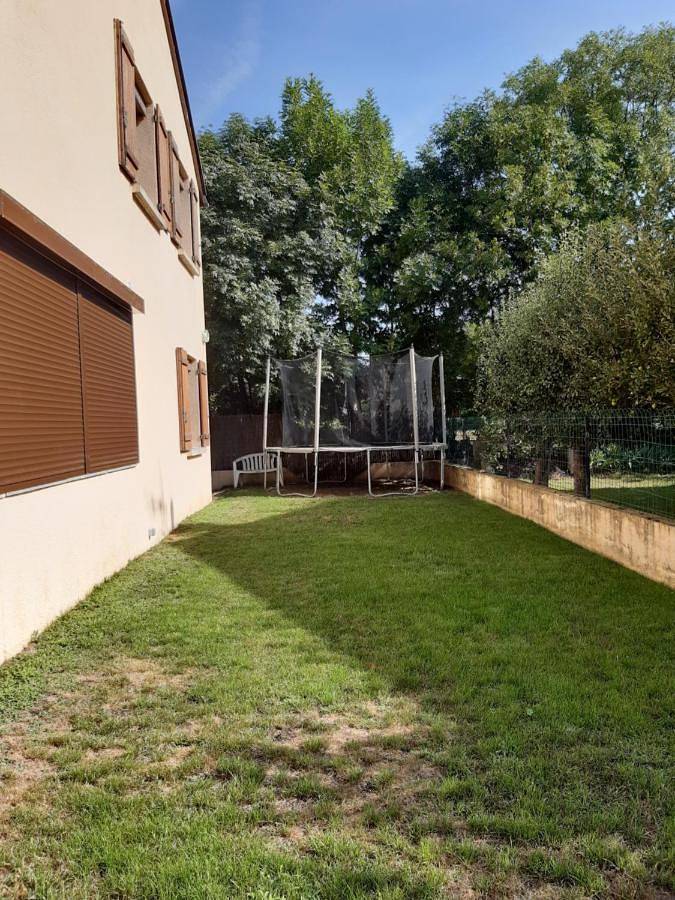 Gîte pour 4 personnes, avec vue et jardin à Bourg-Madame - 2