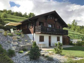 Maison de campagne pour 6 personnes, avec jardin et vue, adapté aux familles à Ayent