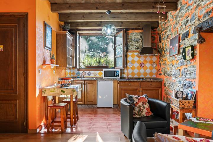 Casa Rural „Nogueira“ mit Bergblick, privater Terrasse und Wlan in A Fonsagrada, Lugo Provinz