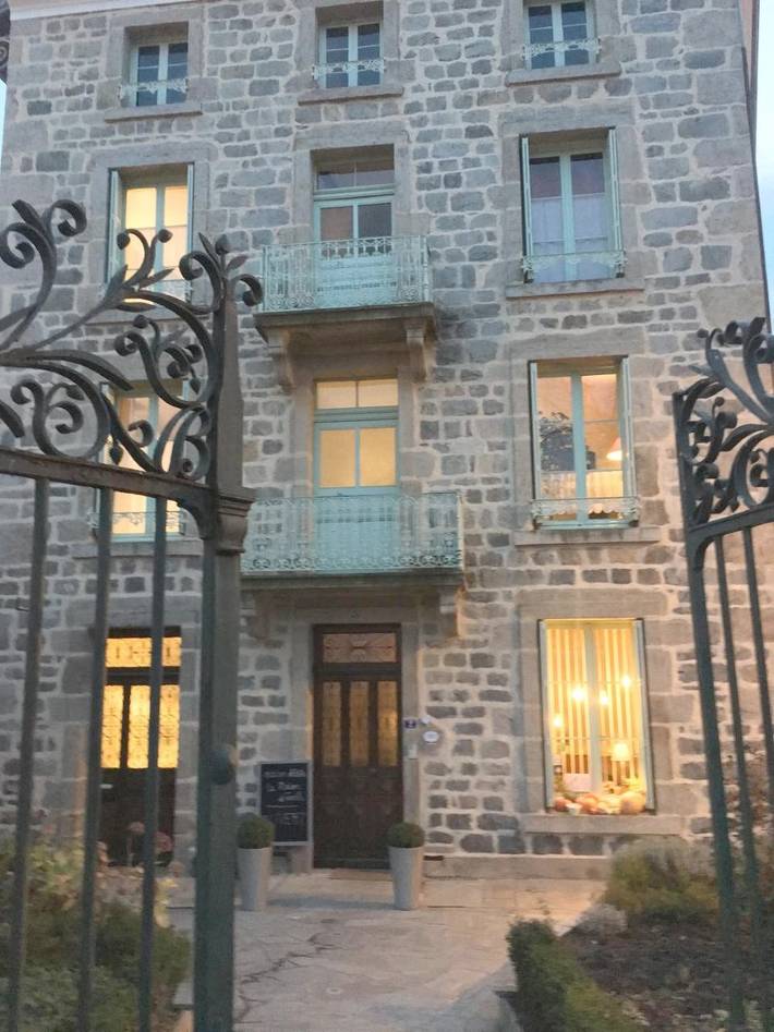 Chambre d’hôte pour 2 personnes, avec jardin ainsi que vue et terrasse dans Montbrison - 3