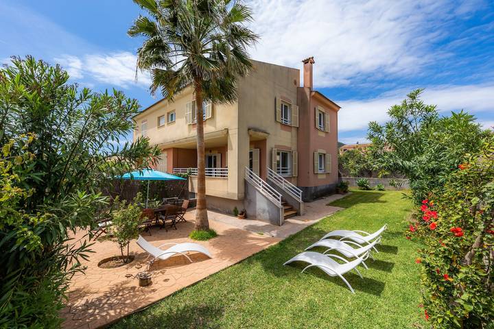 Ferienhaus für 6 Personen, mit Balkon und Garten in Son Moll