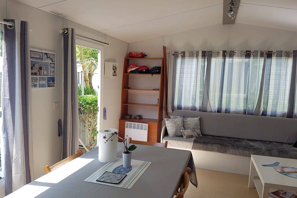 Beau Mobilhome Reagence Pres Du Bourg Et De La Plage in La Cotinière, Saint-Pierre-d'Oléron