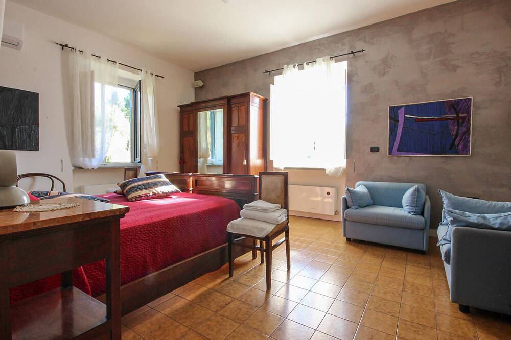 2 bedroom awesome home in Castellabate in San Marco, Cilento
