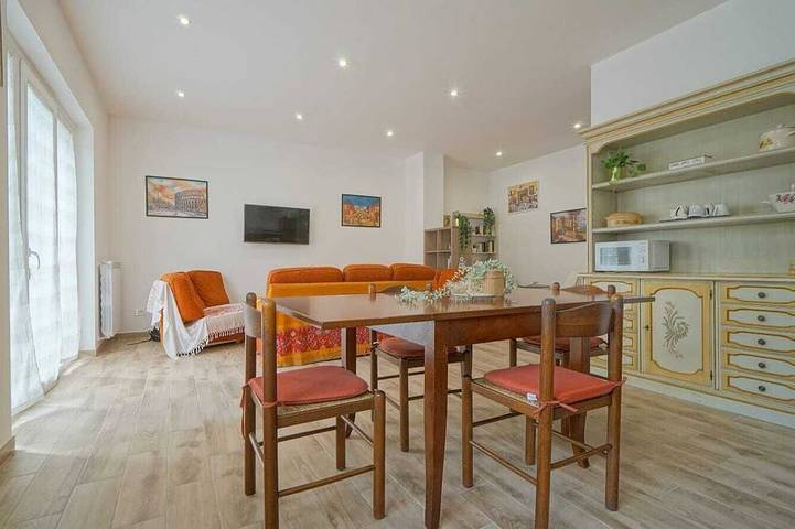 Appartamento vacanze per 6 persone, con giardino - 1