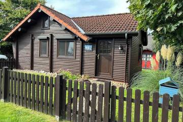 Ferienhaus für 4 Personen, mit Garten in Nordholz
