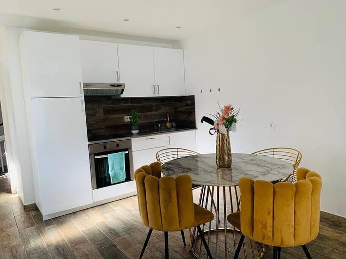 Gîte pour 4 personnes, avec terrasse et jardin à Pégomas - 4