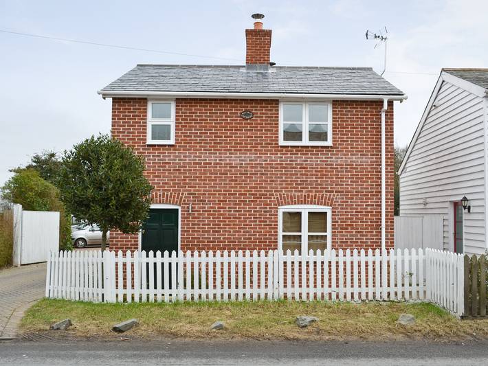 Cottage for 3 people, with pets in Colchester