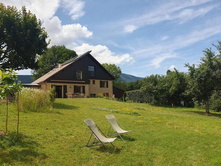 Location de vacances pour 3 personnes, avec vue et jardin dans Belley - 4