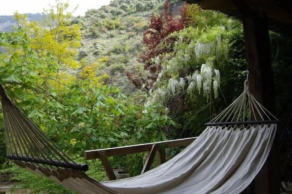 Casa (alquiler íntegro) La Casita  con piscina privada. in Torres (Jaén), Sierras Subbéticas