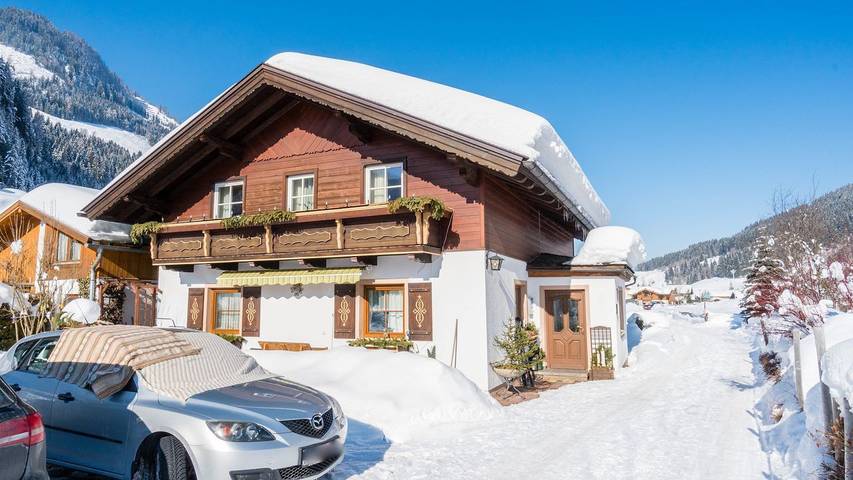 Hütte für 7 Personen, mit Balkon und Garten in Kleinarl