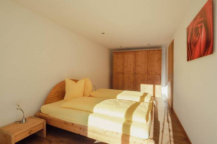 Ganze Wohnung, Chalet Bärgfride Appartement/Fewo, Dusche, Wc, 1 Schlafraum 3-Zimmerwohnung in Kandersteg, Frutigen - Lenk - Adelboden