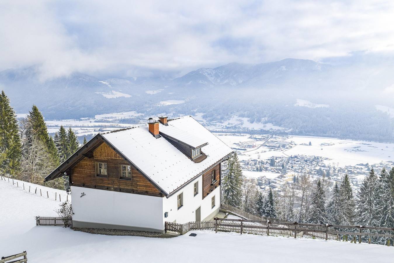 Beim Rauter – Emberger Alm in Kreuzeckgruppe, Berg im Drautal