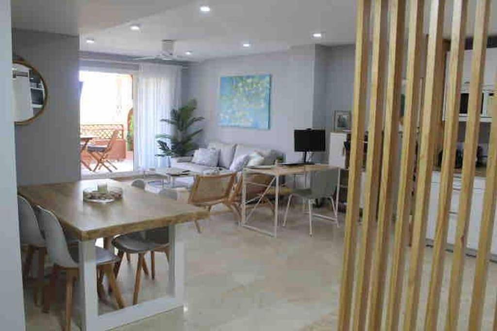 Ganze Wohnung, Sotogrande Paseo del Mar - 10 steps away from the beach in Sotogrande, San Roque