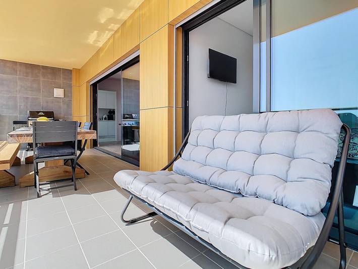 Apartment 'Casa Cegonha, Marina Village Olhão' with Mountain View, Wi-Fi and Air Conditioning