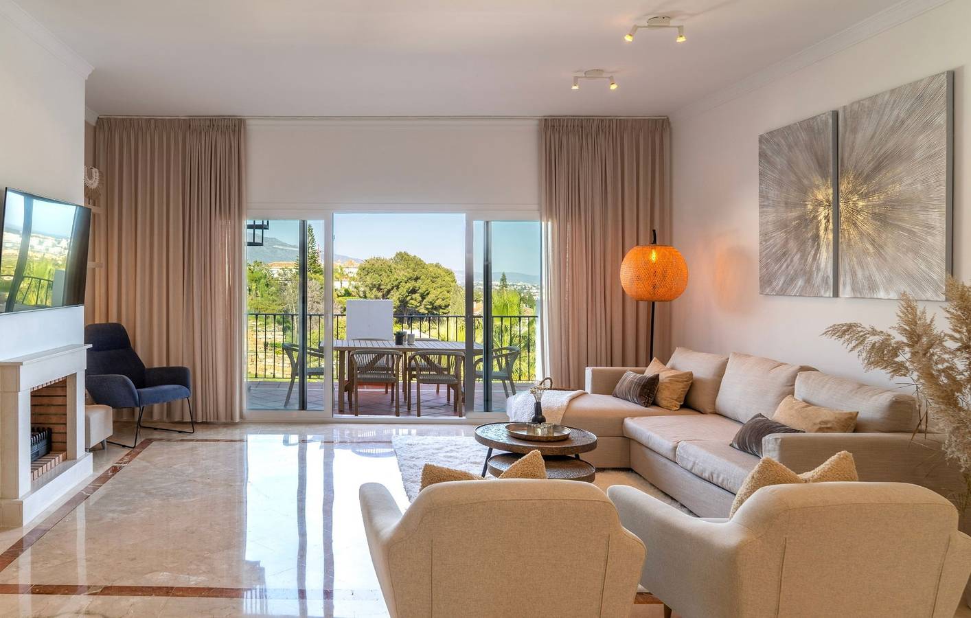 Appartement entier, Paraiso Pueblo in El Paraiso Golf Estepona, Benahavís