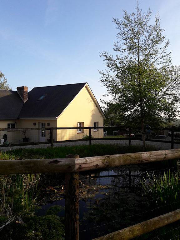 Chambre d’hôte pour 6 personnes, avec jardin, animaux acceptés