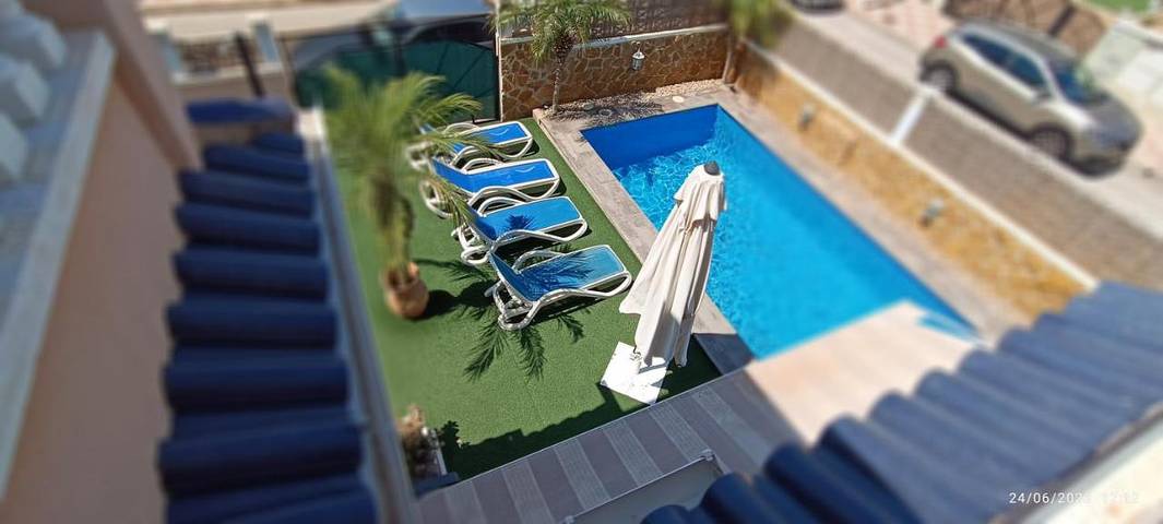 Casa rural para 6 personas, con Terraza y Jardín además de Piscina y Vistas en Santa Pola - 2