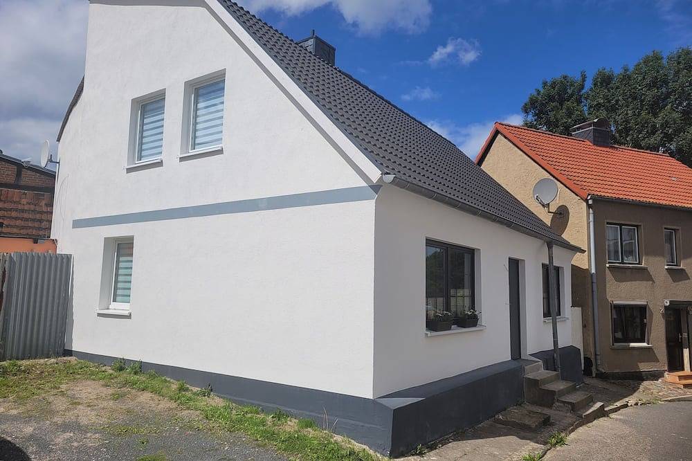 Modernes Ferienhaus \" Stadtperle\" in guter Lage!\nviel Platz mit Terrasse! in Bad Sülze, Recknitz-Trebeltal