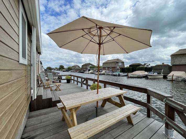 Ferienhaus für 4 Personen, mit Balkon/Terrasse und Terrasse