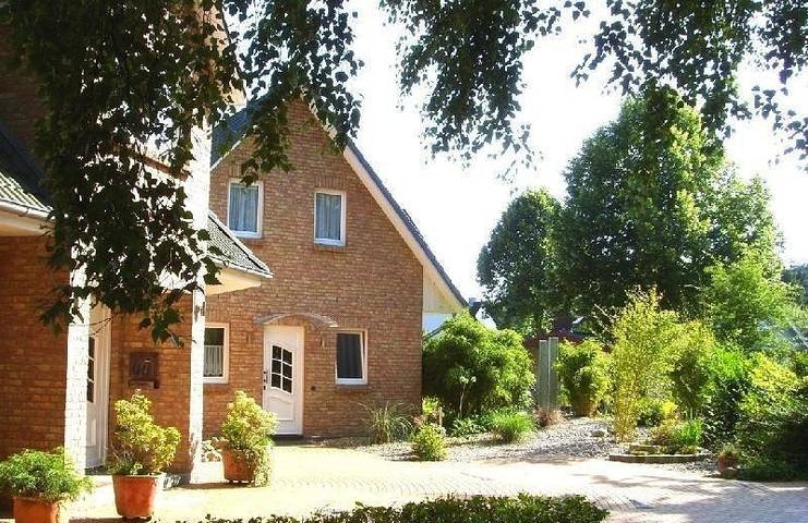 Ferienhaus für 2 Personen, mit Terrasse und Garten sowie Sauna in Damp