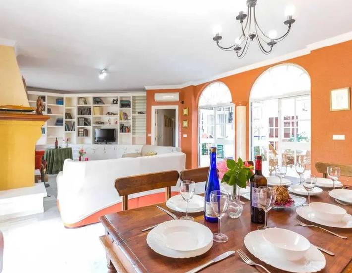 Maison pittoresque à Arcos avec piscine privée in El Santiscal, Arcos de la Frontera