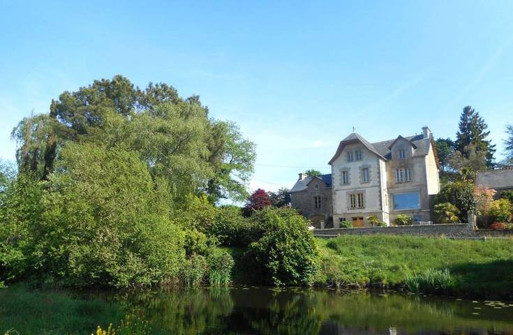 Location de vacances pour 4 personnes, avec Terrasse ainsi que Jardin et Vue à Bohal