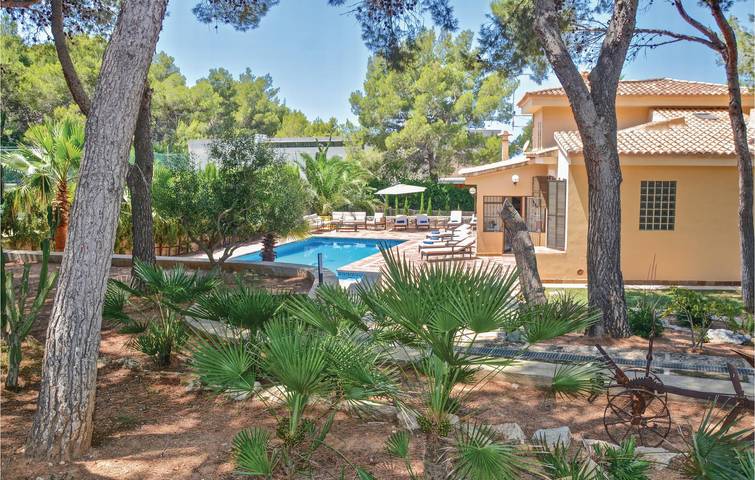 Ferienhaus für 8 Personen, mit Terrasse und Garten in Badia Gran - 3