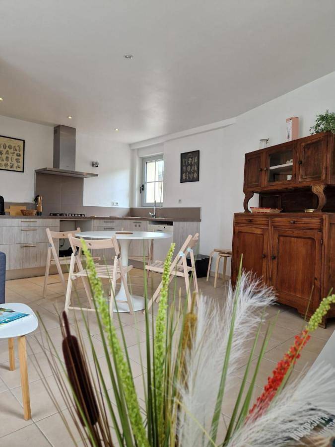 Appartement entier, Two-Bedroom Apartment in Fronsac, Région de Libourne